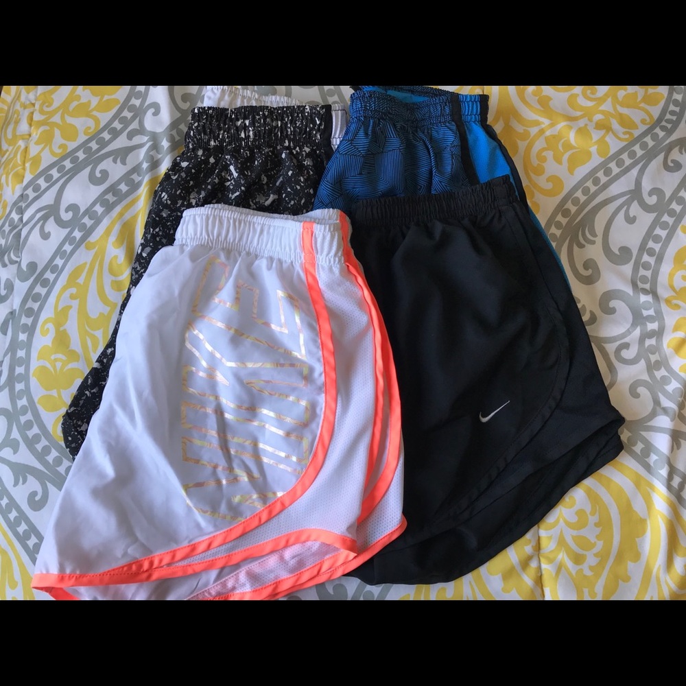Nike women’s running shorts